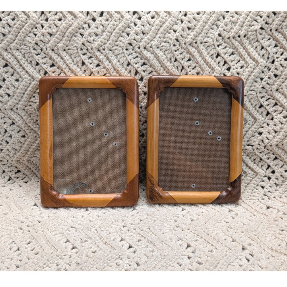 Fetco Vintage Two Tone Wood Picture Frames Set of 2 Inlaid 5x7 Tabletop Wall